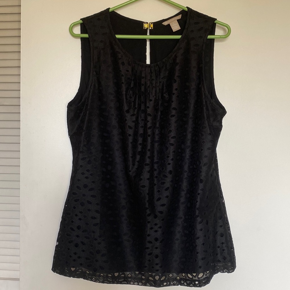 Women’s Banana Republic sleeveless top.